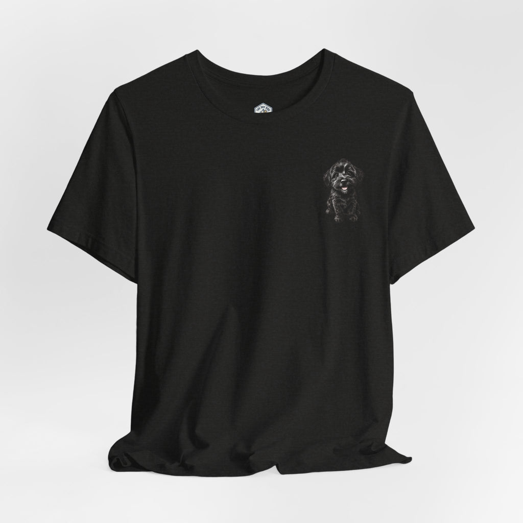 T-shirt avec un adorable chiot Schnoodle tout doux