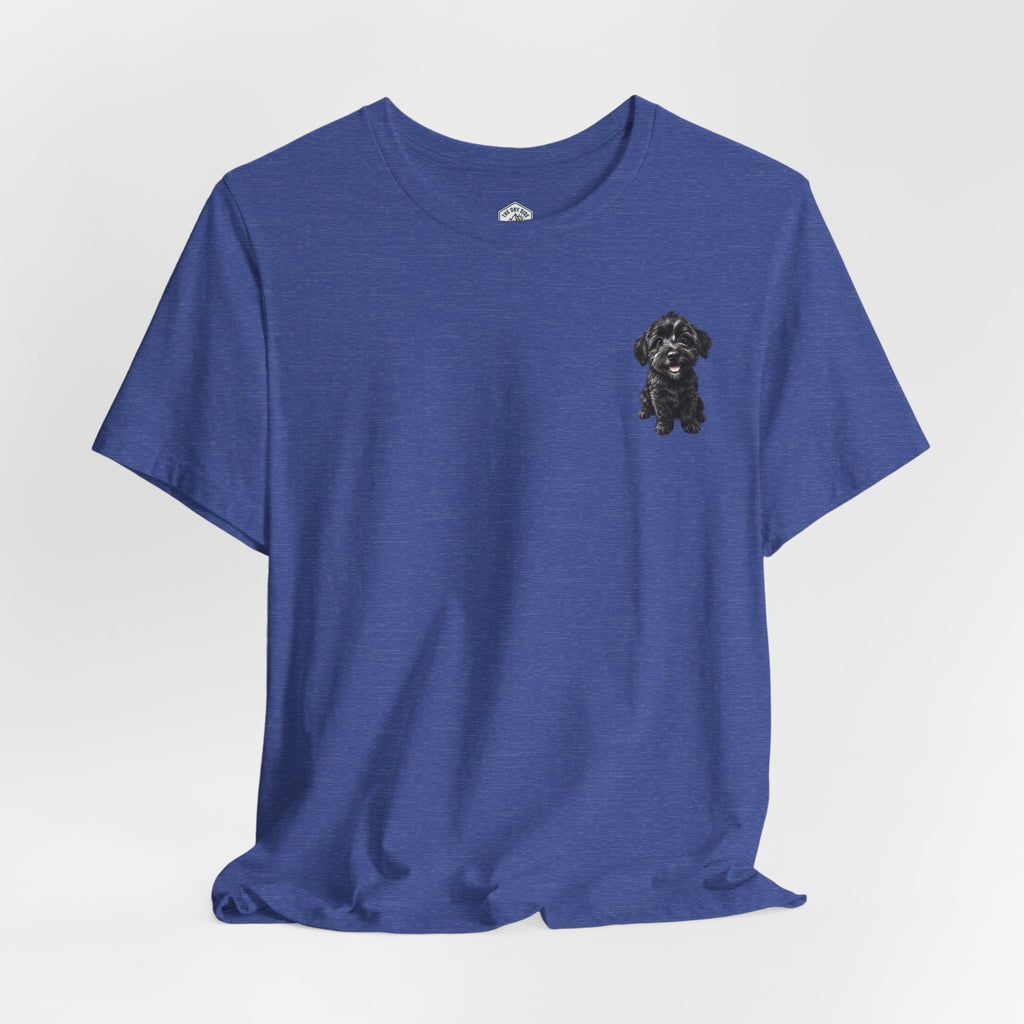 T-shirt avec un adorable chiot Schnoodle tout doux
