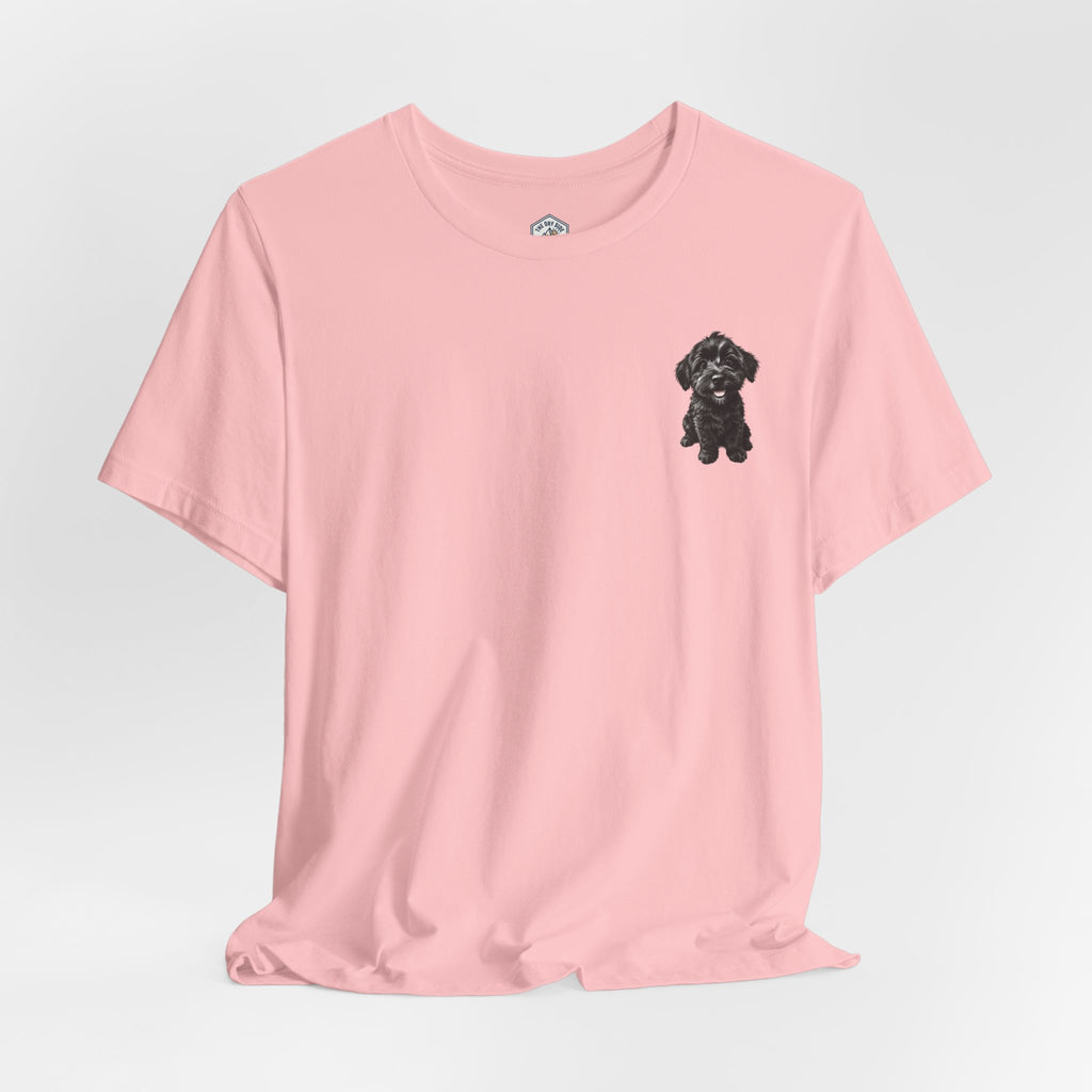 T-shirt avec un adorable chiot Schnoodle tout doux