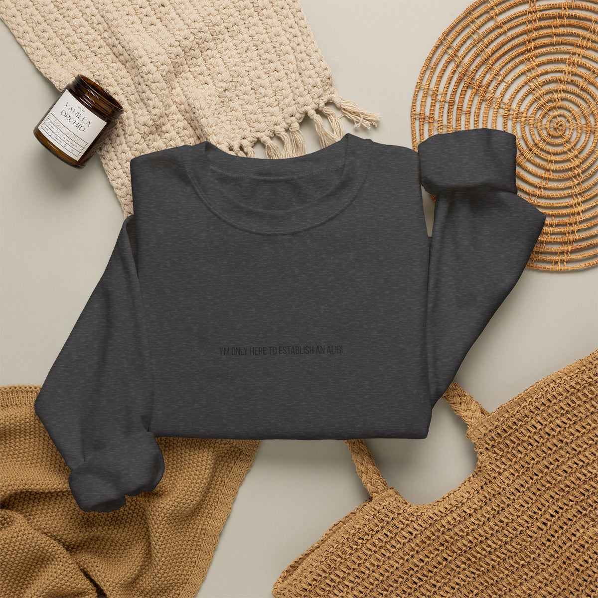 Sweat-shirt col rond minimaliste « Je ne suis ici que pour un alibi »
