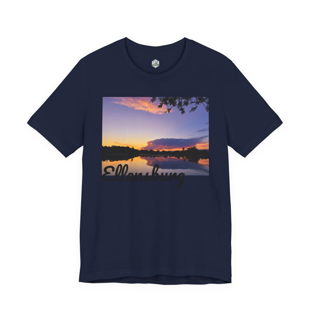 T-shirt paysage avec reflet du coucher de soleil sur le lac d’Ellensburg