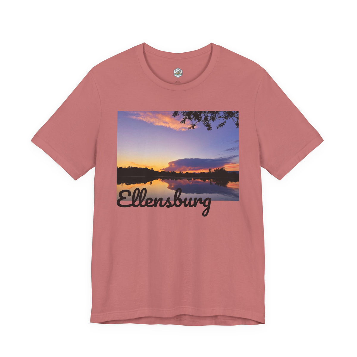 T-shirt paysage avec reflet du coucher de soleil sur le lac d’Ellensburg