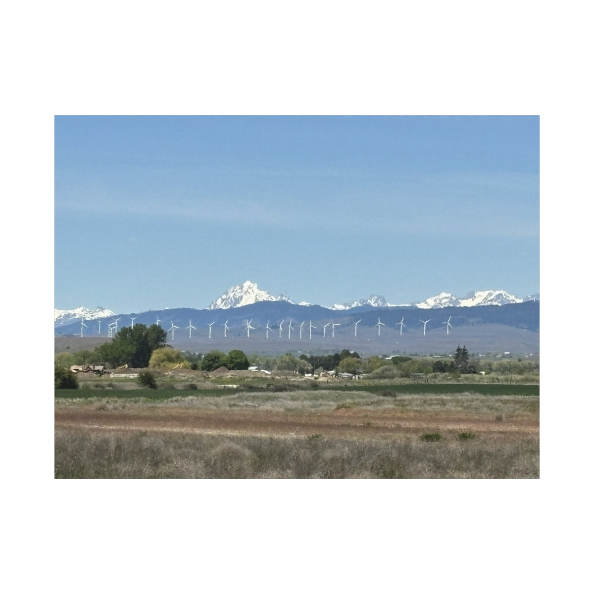 Décoration murale sur toile représentant la chaîne du mont Stuart et des éoliennes, vue depuis Ellensburg