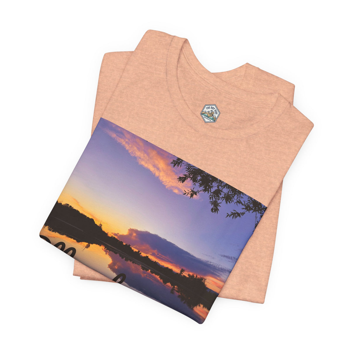 T-shirt paysage avec reflet du coucher de soleil sur le lac d’Ellensburg