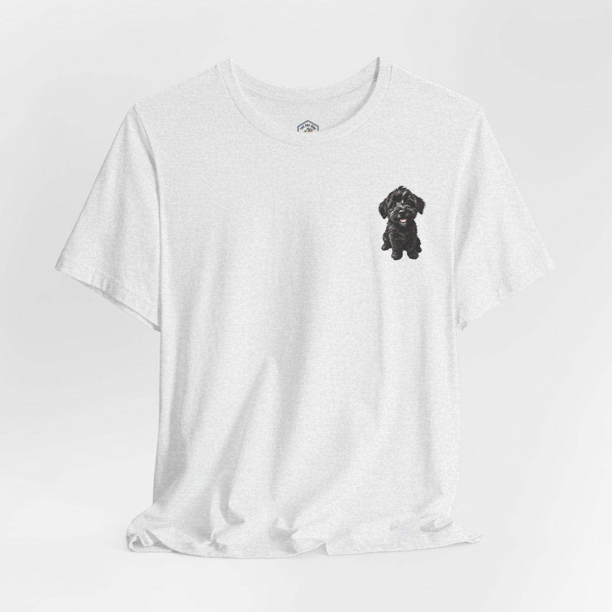 T-shirt avec un adorable chiot Schnoodle tout doux