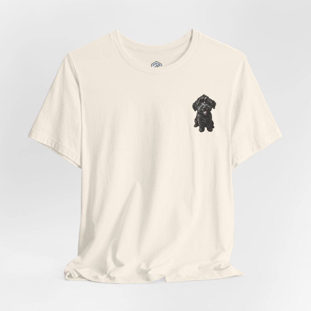 T-shirt avec un adorable chiot Schnoodle tout doux