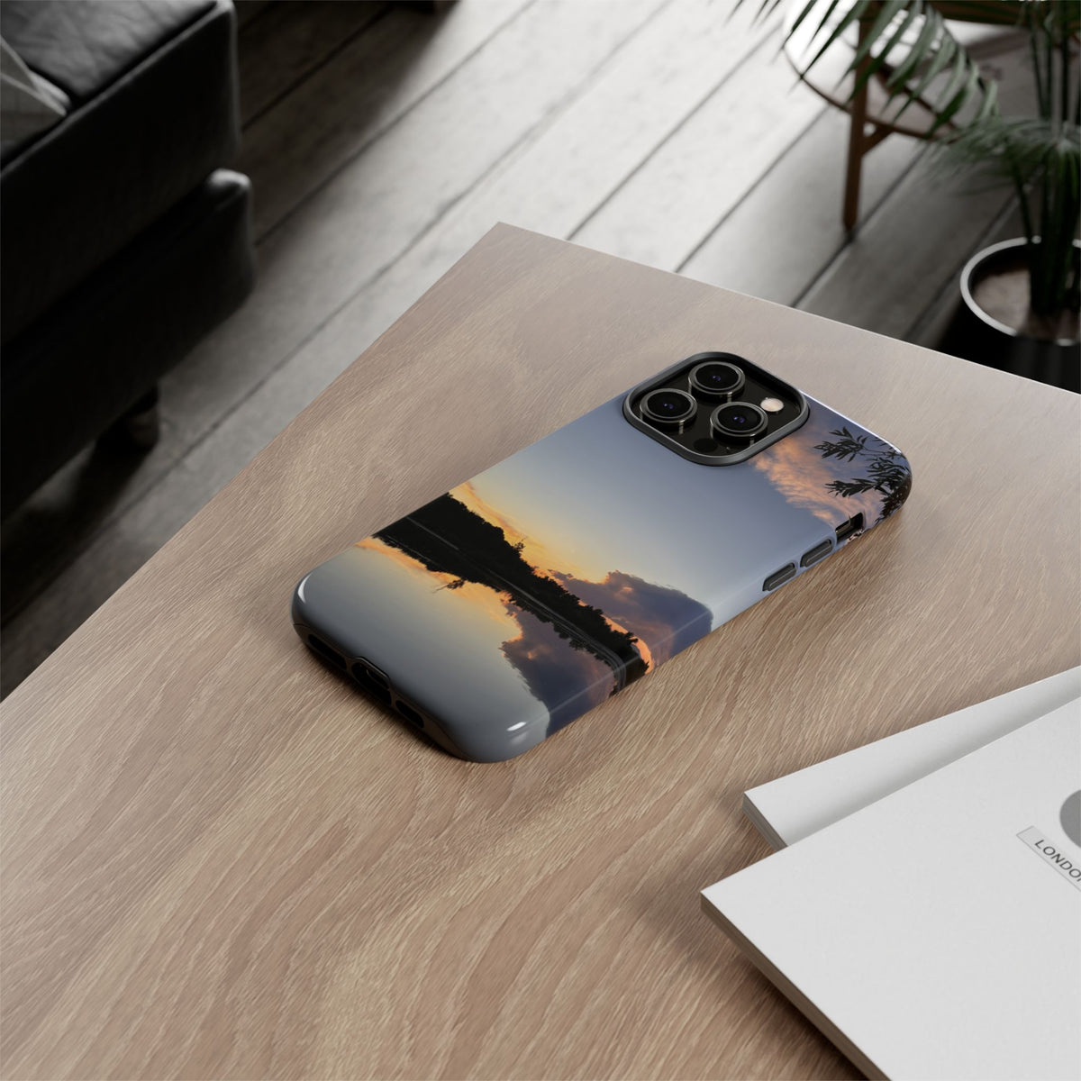 Ellensburg, Washington Sunset Lake Reflection Tough Phone Case