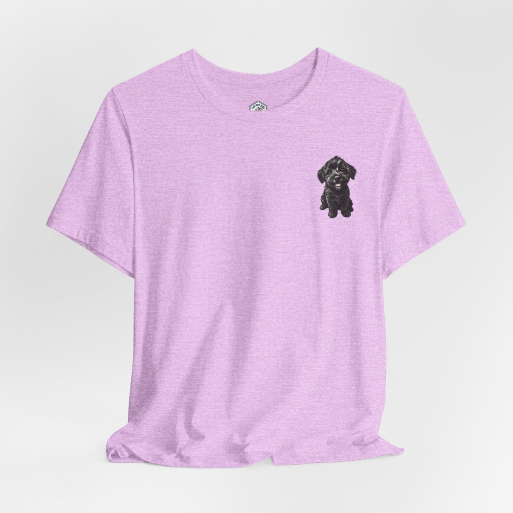 T-shirt avec un adorable chiot Schnoodle tout doux