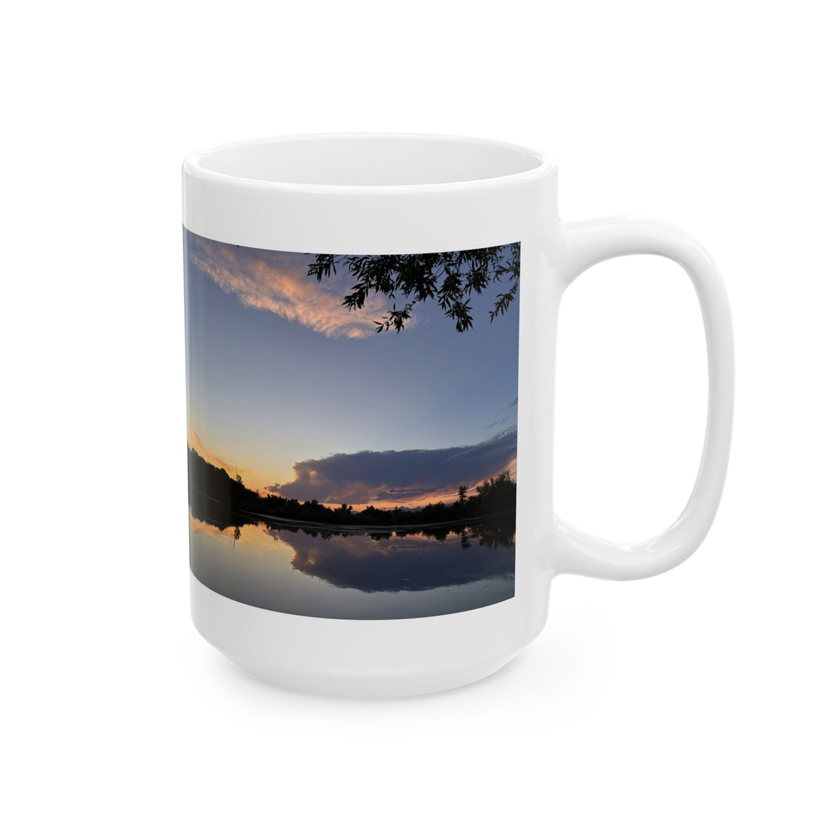 Mug en céramique Ellensburg avec anse en boucle, motif reflet d’étang de pêche