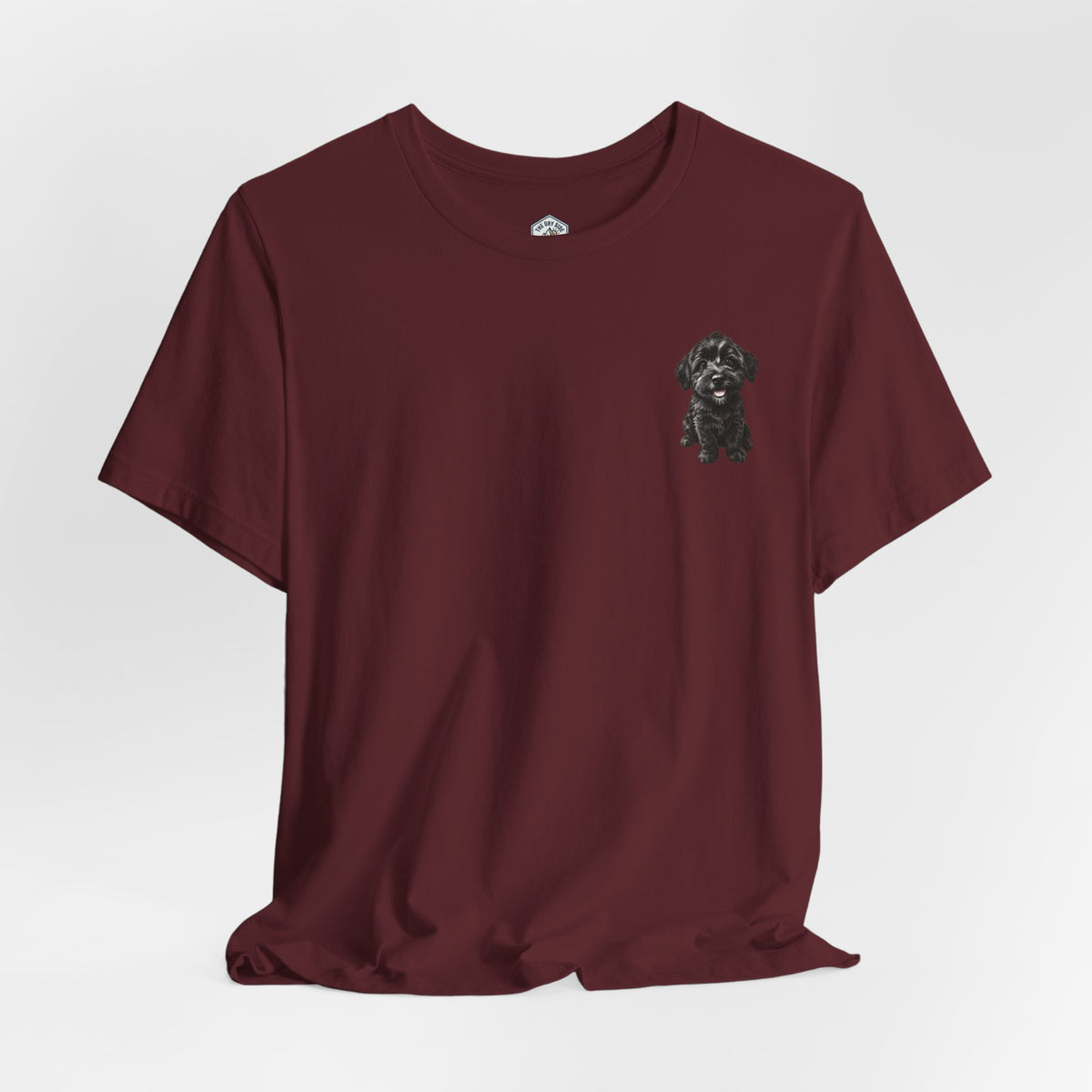 T-shirt avec un adorable chiot Schnoodle tout doux