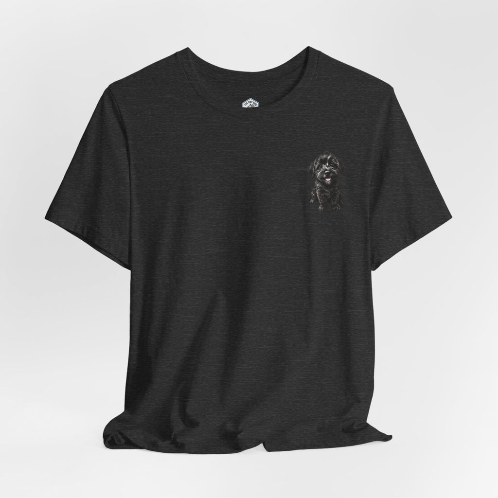 T-shirt avec un adorable chiot Schnoodle tout doux